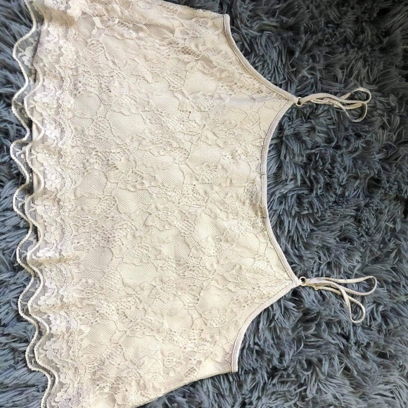 2/$15 Crop Top- mix&match - Picture 5 of 8